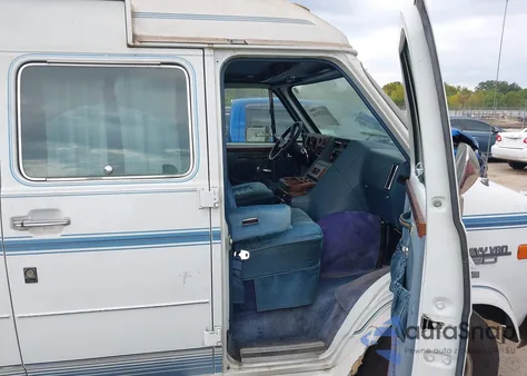 1991 Chevrolet G20 из США, поврежденный, VIN 2GBEG25K6M4133365